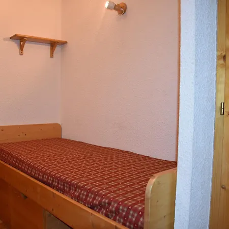 Centre Station, Animaux Admis *